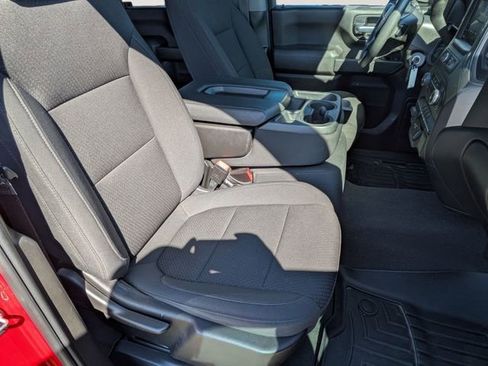 Used 2021 Chevrolet Silverado 2500 Custom w/ Custom Value Package image 32