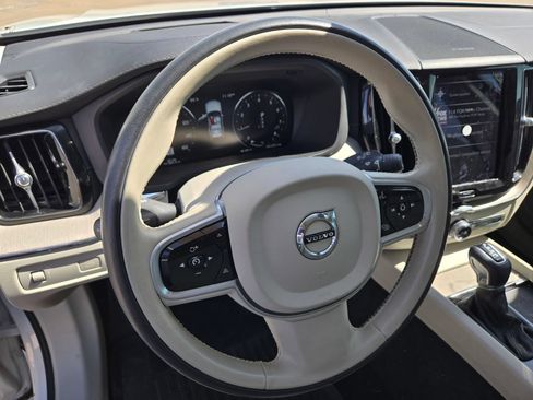 Used 2021 Volvo XC60 T5 Inscription w/ Advanced Package FWD image 10