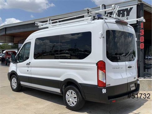 Used 2019 Ford Transit 150 XLT image 6