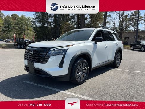 New 2026 Nissan Pathfinder SV w/ SV Premium Package AWD/4WD image 1