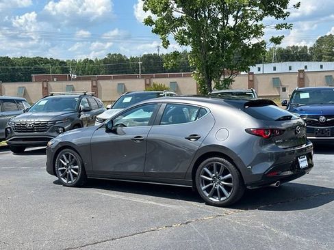 Used 2023 MAZDA MAZDA3 s FWD image 3
