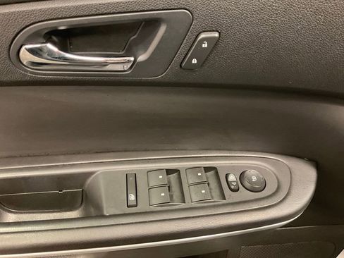 Used 2012 GMC Acadia SLT image 10