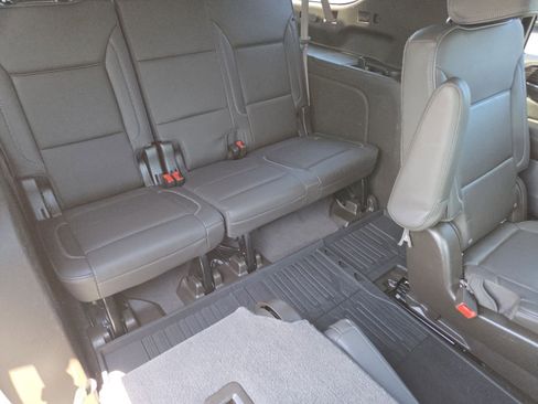 Used 2021 GMC Yukon XL Denali w/ Denali Premium Package RWD image 27
