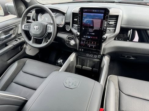 New 2026 RAM 1500 Laramie AWD/4WD image 11