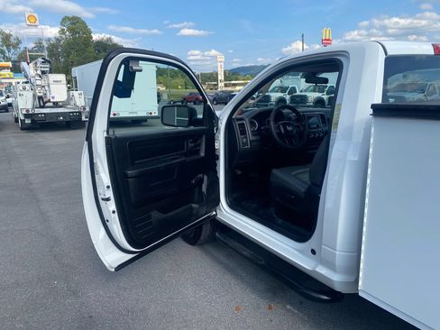 Used 2014 RAM 2500 Tradesman RWD image 8