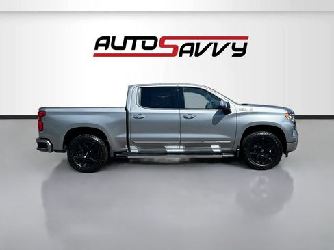 Used 2025 Chevrolet Silverado 1500 High Country w/ High Country Premium Package AWD/4WD image 8