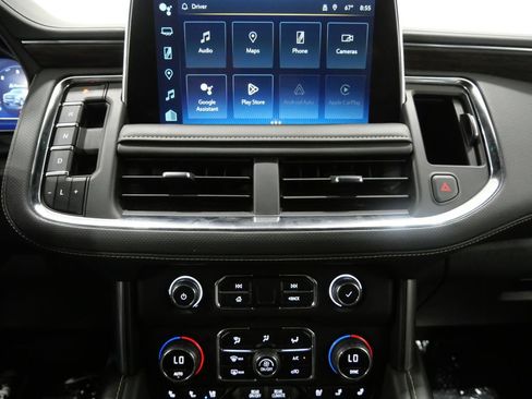 Used 2024 Chevrolet Tahoe Premier AWD/4WD image 19