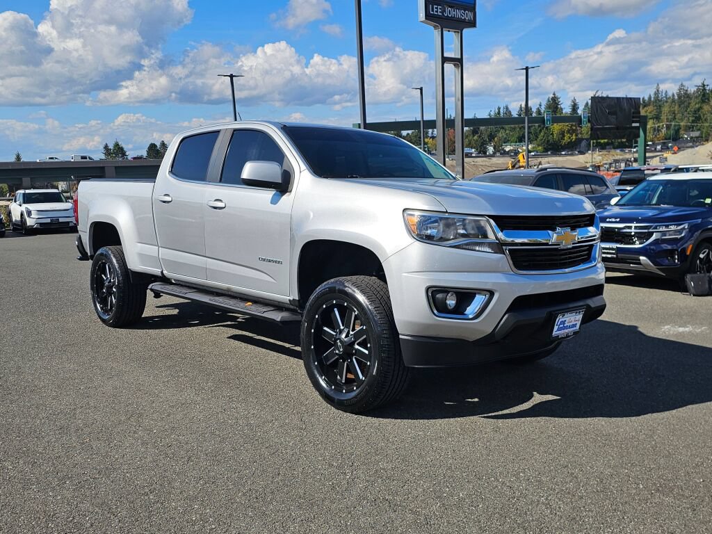 Used 2017 Chevrolet Colorado LT w/ LT Convenience Package AWD/4WD image 2
