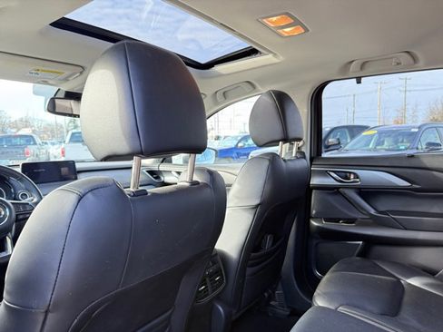 Used 2021 MAZDA CX-9 Touring w/ Touring Premium Package image 9