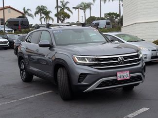 Certified 2022 Volkswagen Atlas Cross Sport SE video 3