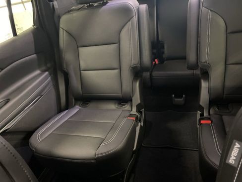 New 2026 Chevrolet Traverse LT w/ Midnight/Sport Edition image 43