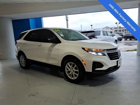 Used 2024 Chevrolet Equinox LS w/ LS Convenience Package image 7