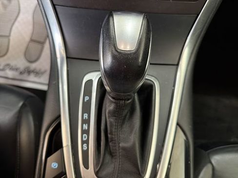 Used 2017 Ford Edge Titanium w/ Technology Package AWD/4WD image 20