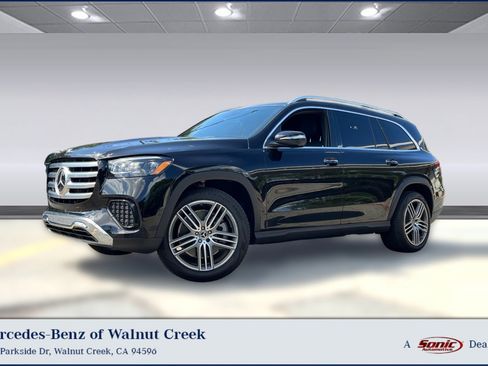 Used 2024 Mercedes-Benz GLS 450 4MATIC image 1