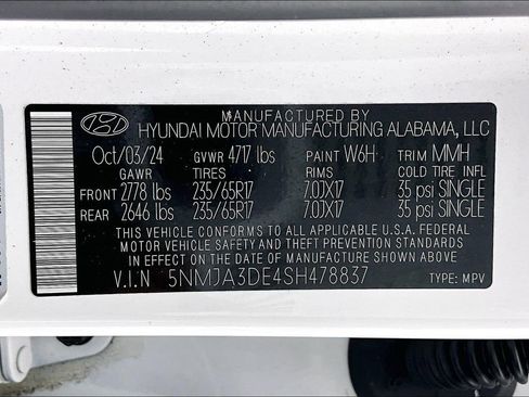 Used 2025 Hyundai Tucson SE FWD image 35