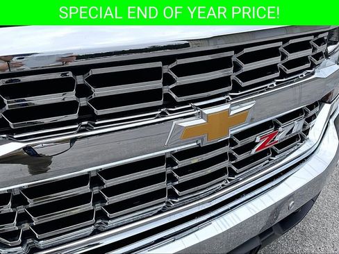 Used 2018 Chevrolet Silverado 1500 LT w/ LT Convenience Package image 30