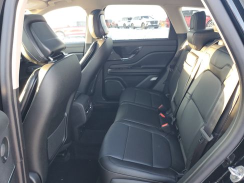 New 2026 Lincoln Corsair Reserve image 25