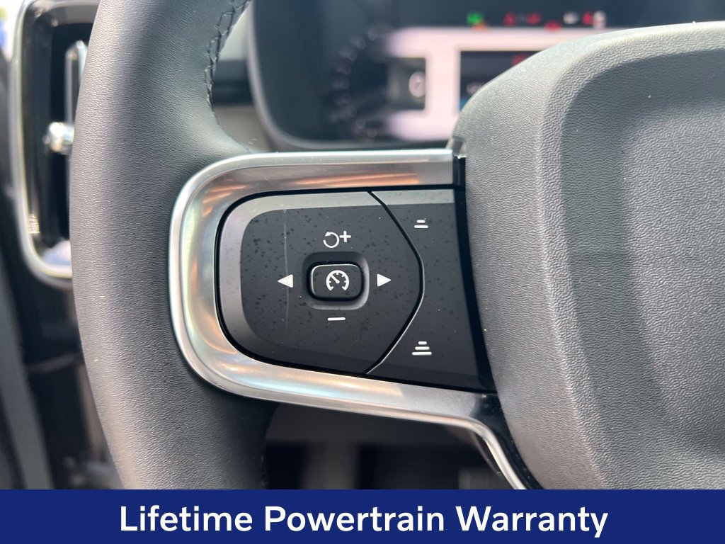 Certified 2024 Volvo XC40 B5 Plus w/ Protection Package Premier AWD/4WD image 17