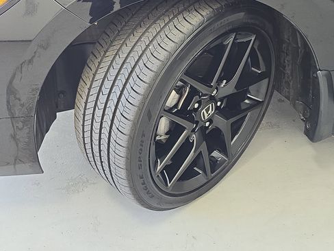Certified 2024 Honda Civic Sport image 29