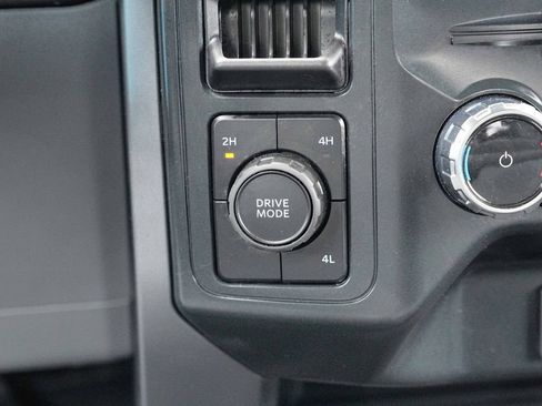 Used 2025 Ford F150 XLT w/ Equipment Group 301A Standard AWD/4WD image 32