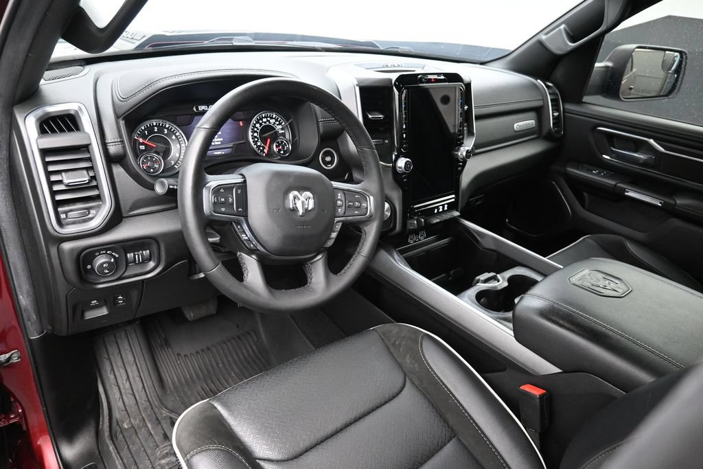 Used 2025 RAM 1500 Laramie w/ Sport Appearance Package AWD/4WD image 13