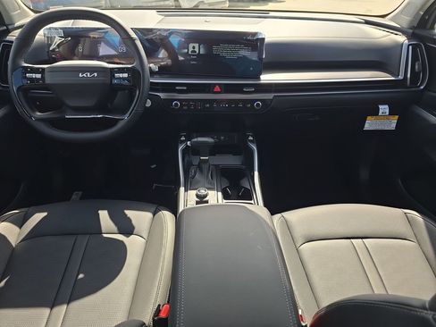 New 2026 Kia Sorento S image 12