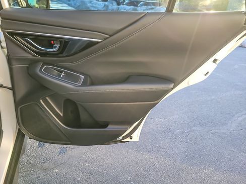 Certified 2025 Subaru Outback Limited image 19