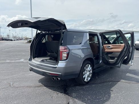 Used 2022 Chevrolet Tahoe High Country AWD/4WD image 17