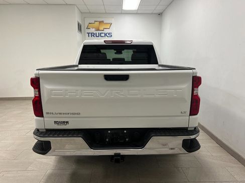 Used 2025 Chevrolet Silverado 1500 LT image 18