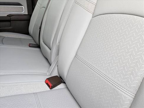 New 2026 RAM 2500 Laramie AWD/4WD image 16