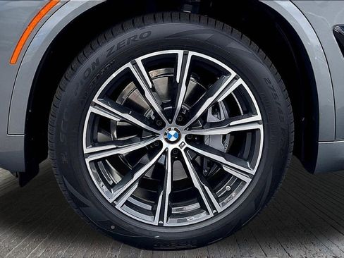 New 2026 BMW X5 xDrive40i w/ M Sport Package AWD/4WD image 34