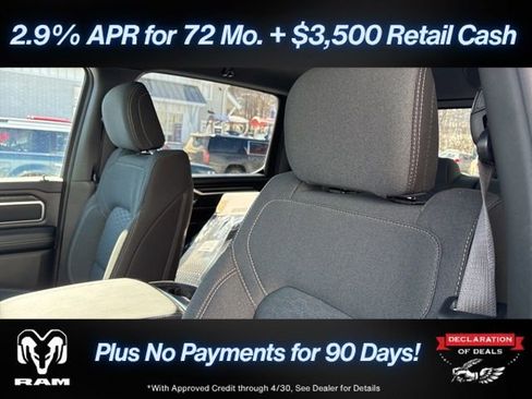 New 2026 RAM 1500 4x4 Crew Cab image 17