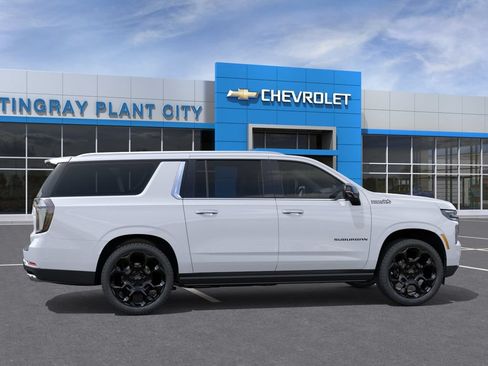 New 2026 Chevrolet Suburban High Country AWD/4WD image 5