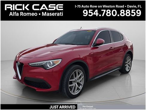 Used 2019 Alfa Romeo Stelvio AWD image 1
