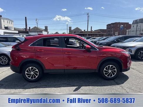 Used 2024 Mitsubishi Eclipse Cross ES AWD/4WD image 3