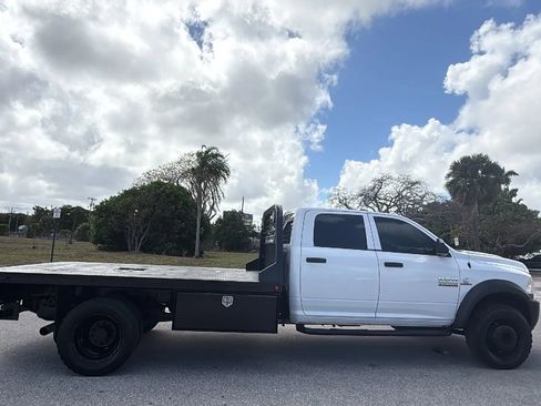 Used 2015 RAM 4500 Tradesman w/ Chrome Appearance Group image 8