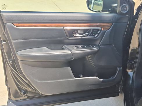 Certified 2019 Honda CR-V Touring image 12