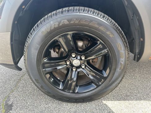 Used 2014 RAM 1500 Sport w/ Convenience Group AWD/4WD image 36