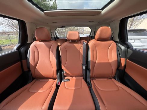 New 2026 Kia Carnival SX FWD image 23