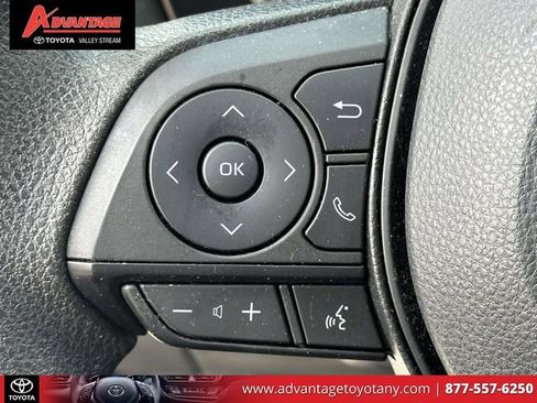 Used 2023 Toyota RAV4 LE AWD/4WD image 25