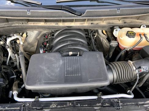 Used 2025 Chevrolet Tahoe Z71 image 33