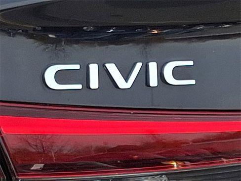 Used 2025 Honda Civic LX image 31