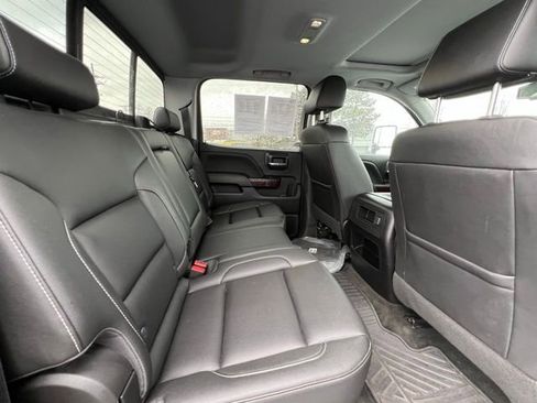 Used 2018 GMC Sierra 1500 SLT w/ Max Trailering Package image 13