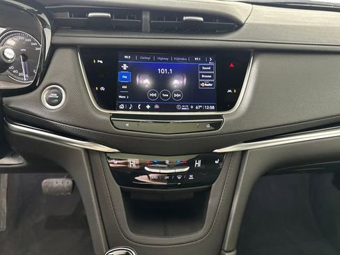 Used 2024 Cadillac XT6 Luxury image 21