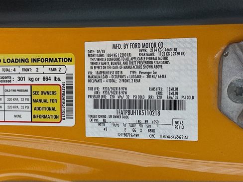 Used 2019 Ford Mustang Premium image 12