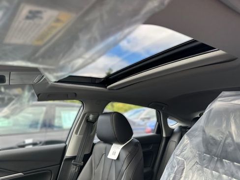 New 2025 Acura Integra image 19