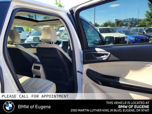 Used 2022 Ford Edge Titanium w/ Class II Trailer Tow Package AWD/4WD image 14