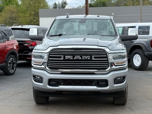Used 2024 RAM 2500 Laramie AWD/4WD image 32