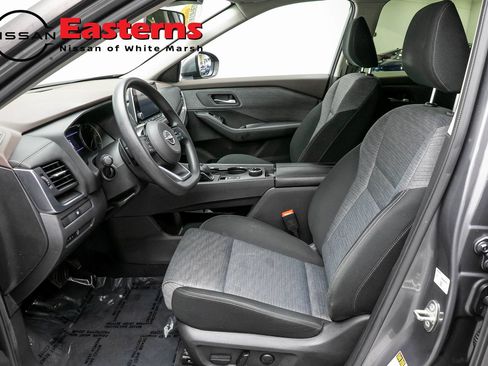Used 2023 Nissan Rogue SV AWD/4WD image 14