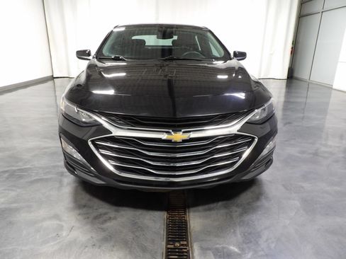 Used 2022 Chevrolet Malibu LT FWD image 2